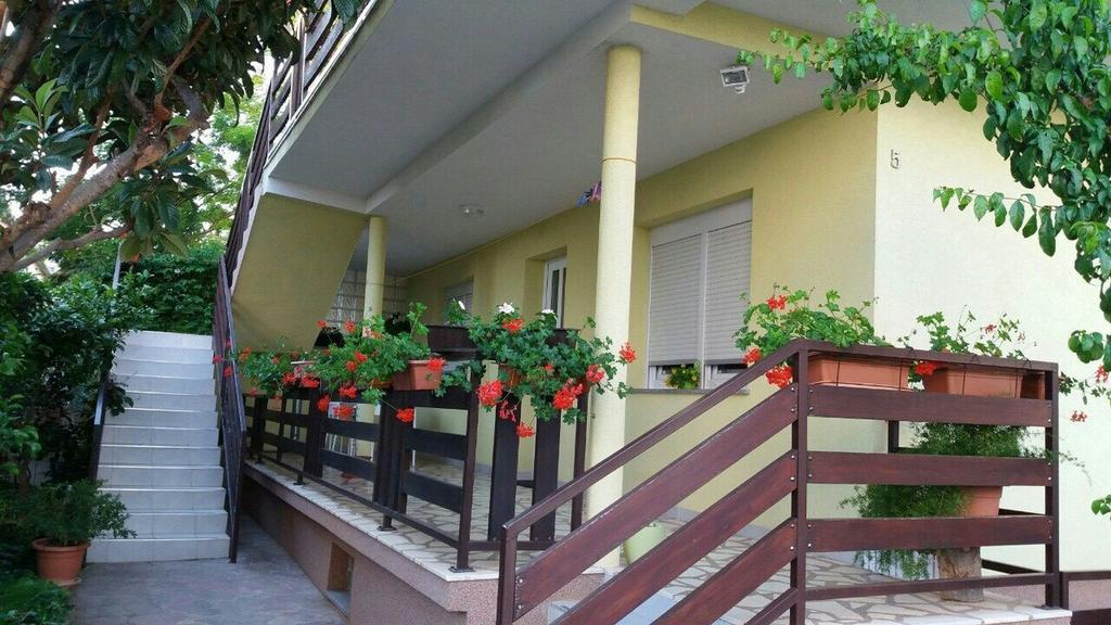 Apartment Perunika Zadar Exterior foto